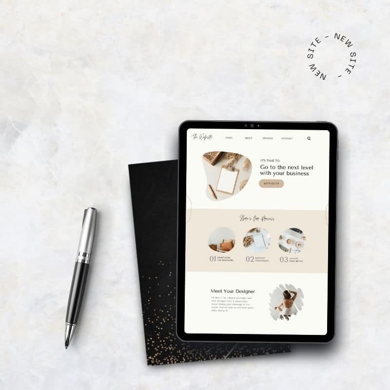mockup sito web su tablet per presentazione landing page